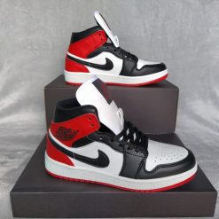 Sapatilhas Nike Air Jordan Mid Branco com Vermelho 09