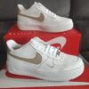 Nike Air Force Branco com Simbolo Nude