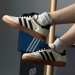 Sapatilhas Adidas Samba Bege risca Preta