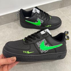 Sapatilhas Nike Air Force TM Preto com Verde